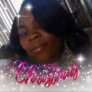 Meet your Posher, Aisha